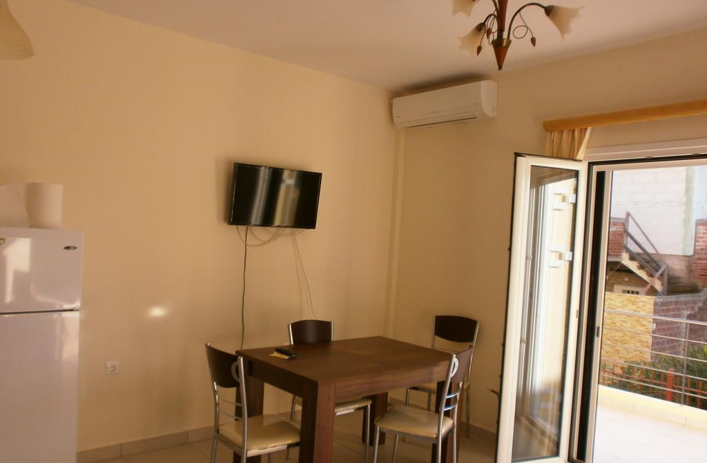 Artemis - Marina Apartments Evia Rum bild